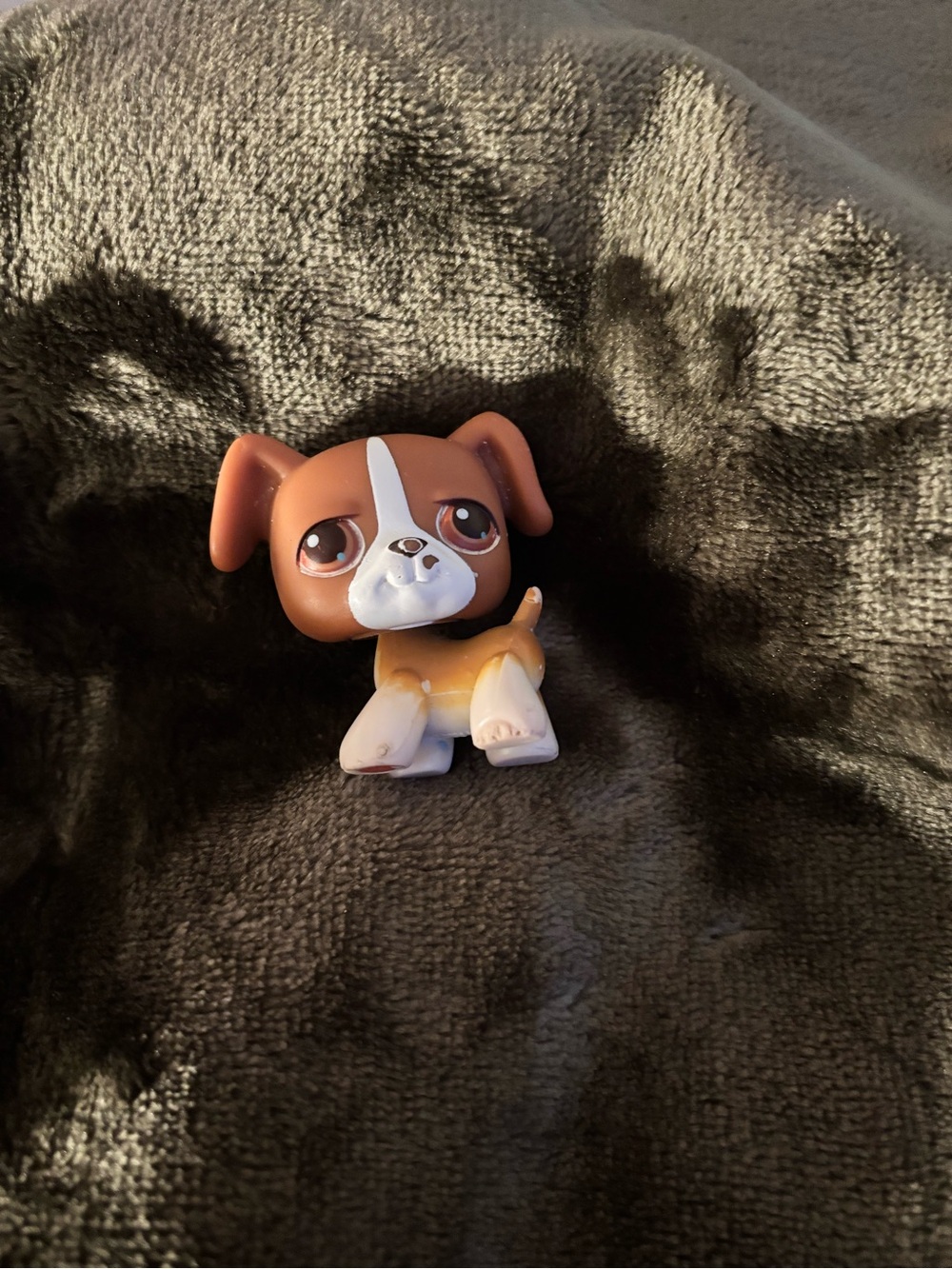 Littlest Pet Shop Brown and White Puppy Figurine